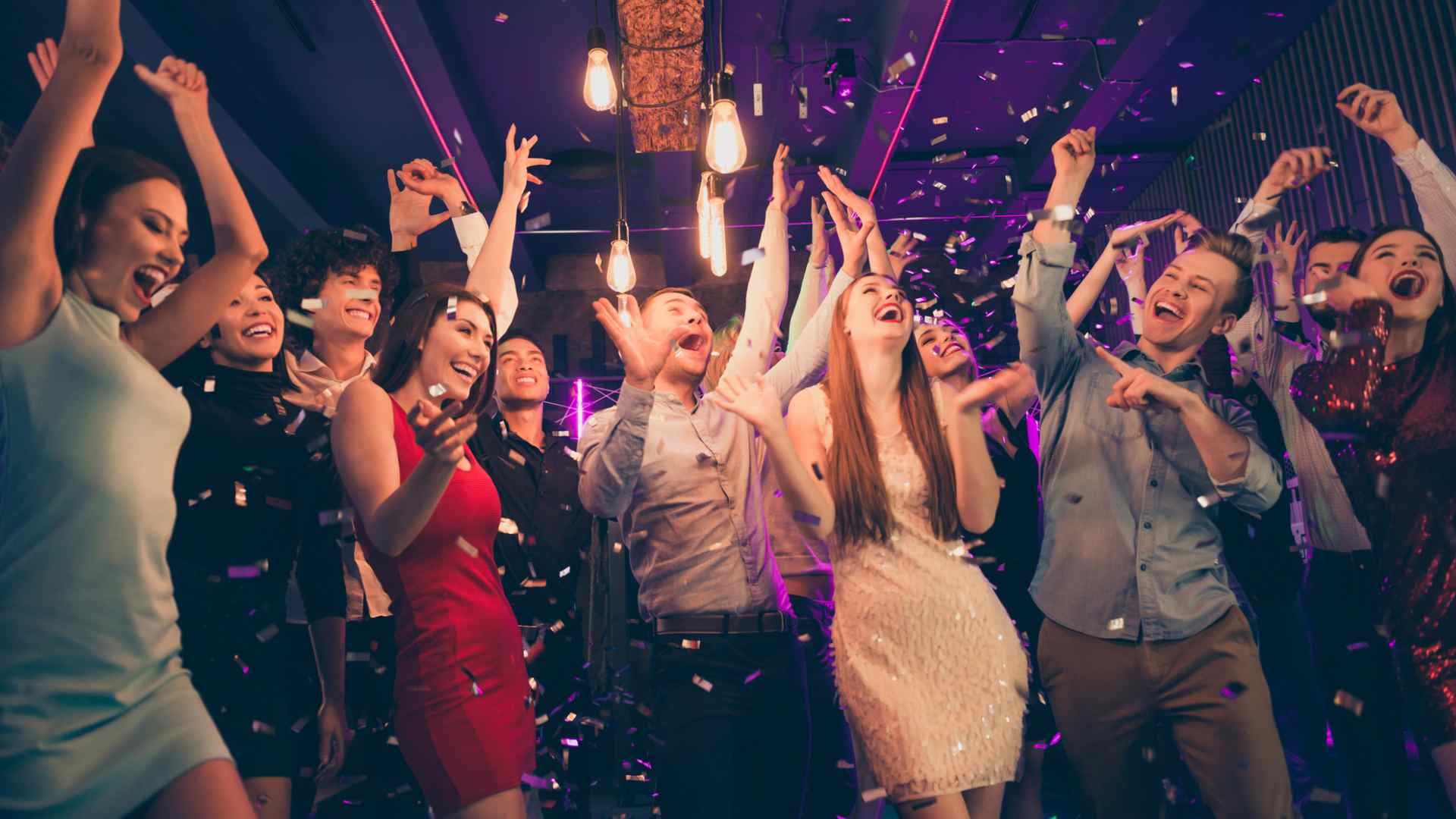 Book Your Prom Limo & Own the Night!